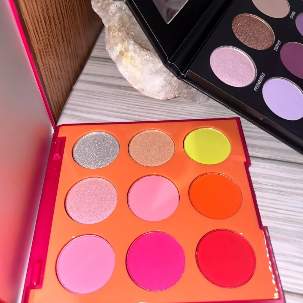 High end Makeup & Skincare Bundle - Picture 5 of 8